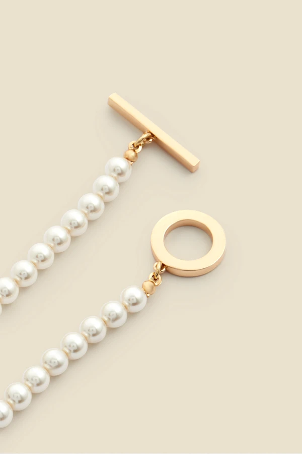 Gold Toggle Detail Pearl Necklace - Image 2