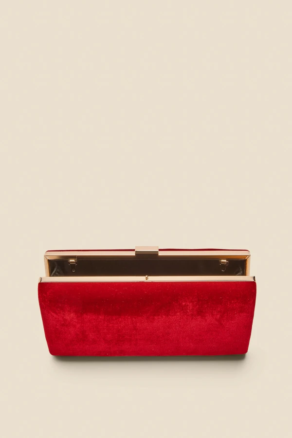 Red Velvet Clasp Detail Box Clutch Bag - Image 3