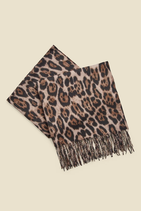 Leopard Print Super Soft Scarf - Image 2